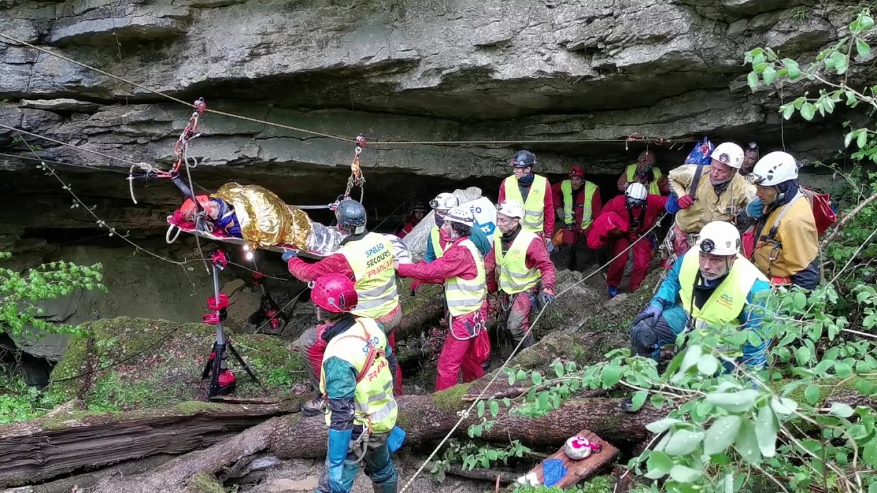 Secours gouffre Vauvougier du 08 mai 2021
