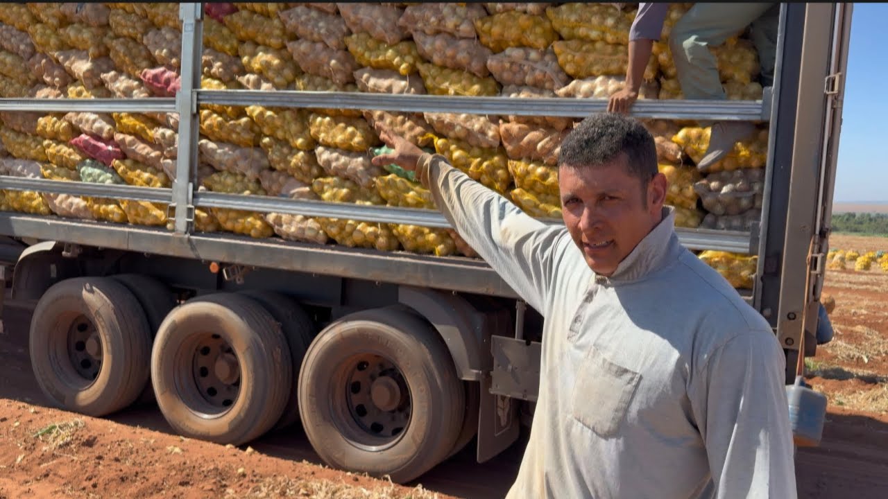 VELOSTER CARREGOU 7 CARRETA DE CEBOLA E ENCONTROU UM ARGENTINO 