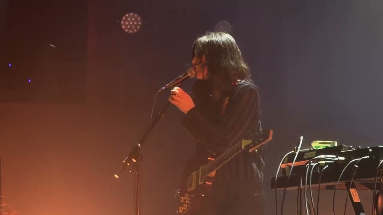 Lebanon Hanover - Sadness is Rebellion (part) Tivoli Vredenburg