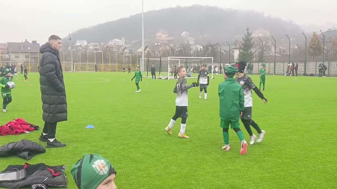 Гра 2 групова ФК Карпати