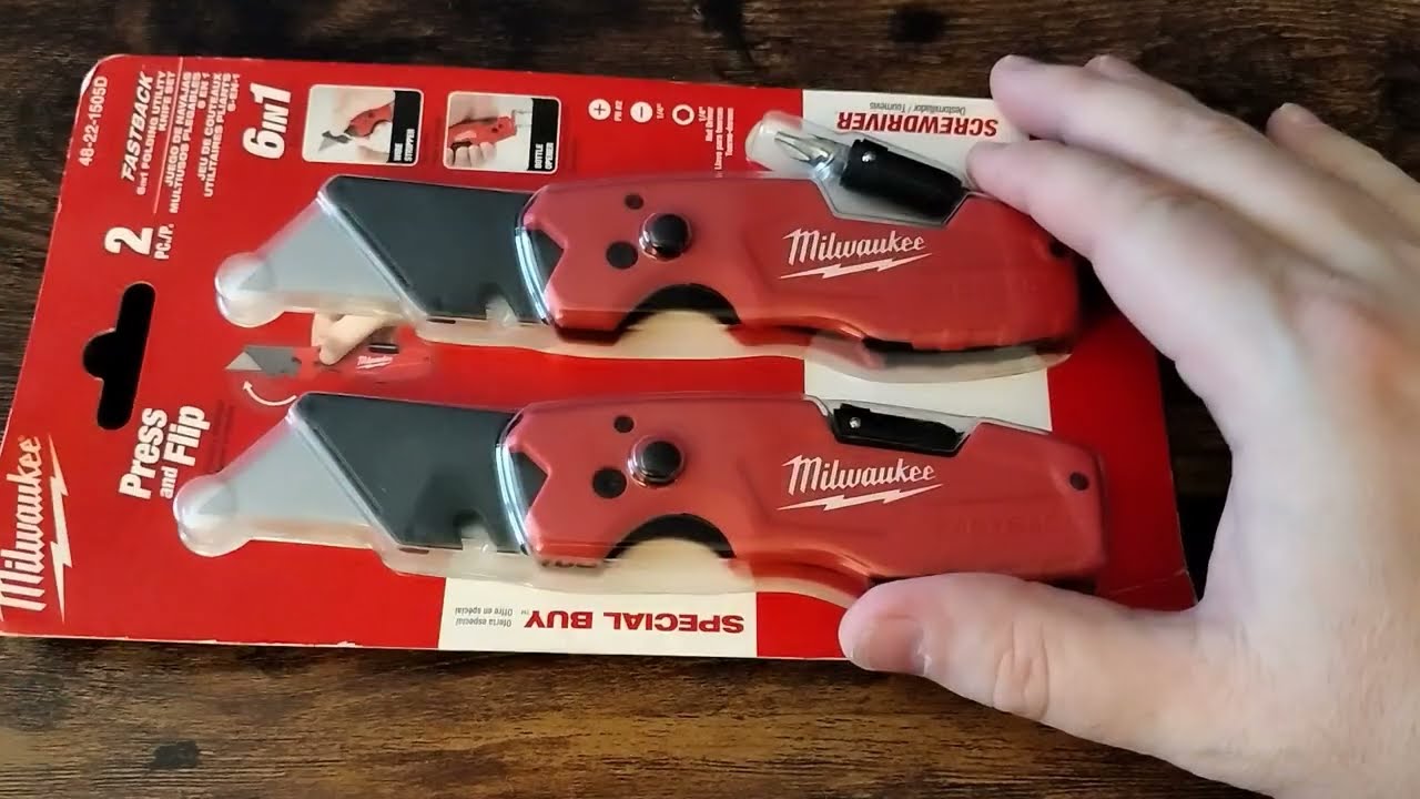 Unboxing my Milwaukee Fastback Folding Utility Knives. 