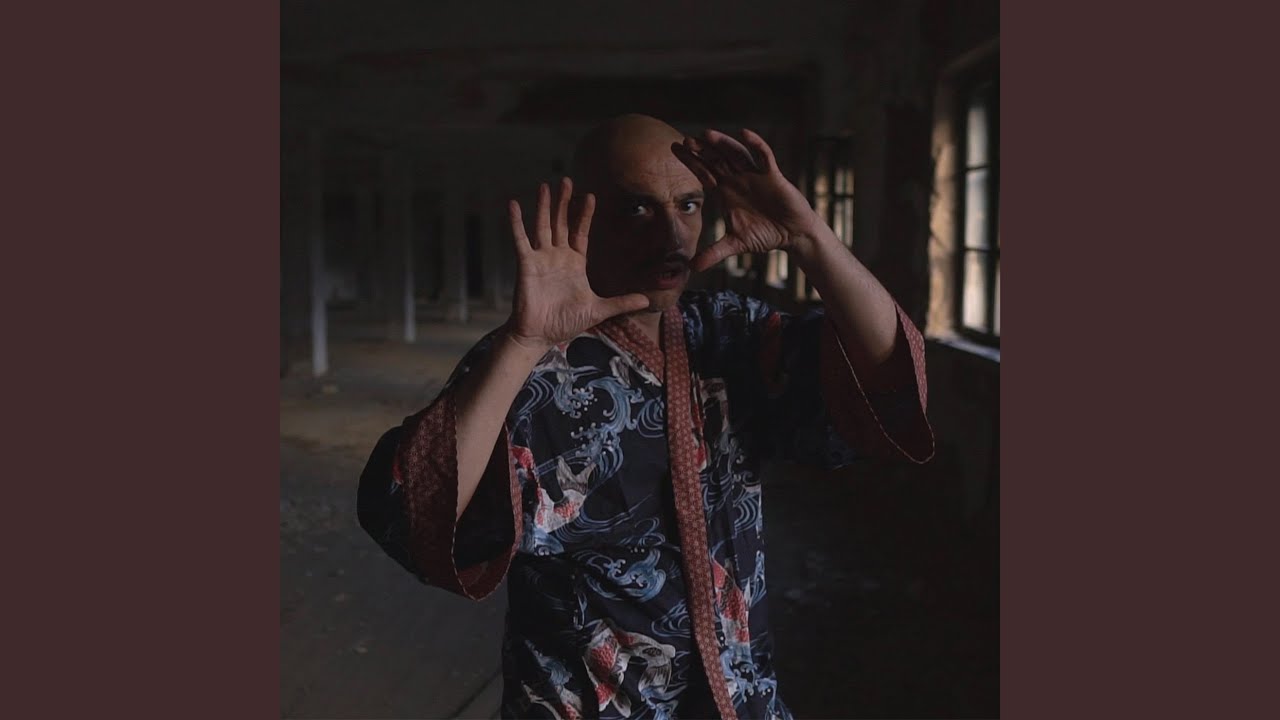 Čovjek Želi Da Je Ptica