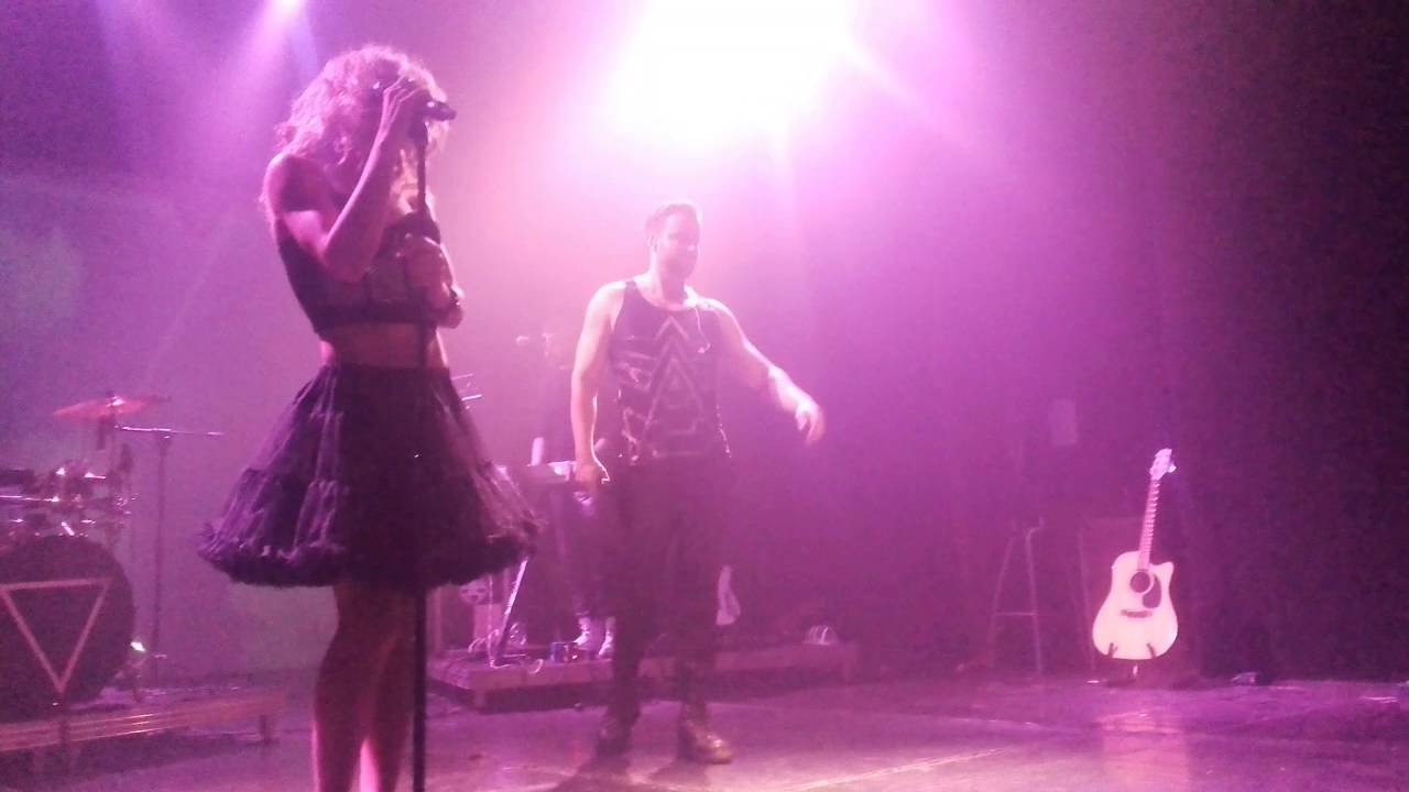 Immanuel Casto  - Da grande sarai fr**io - Live Torino 2015