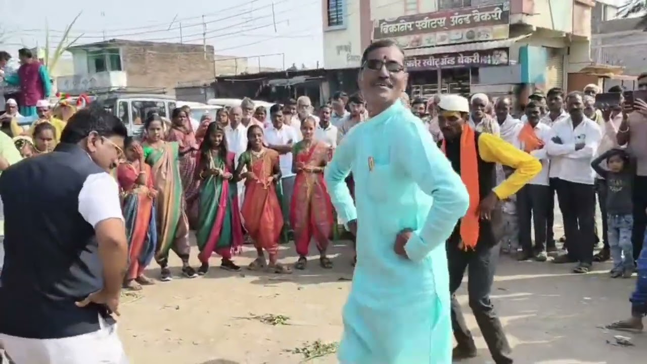 ग्रंथ दिंडीतील फुगडी 