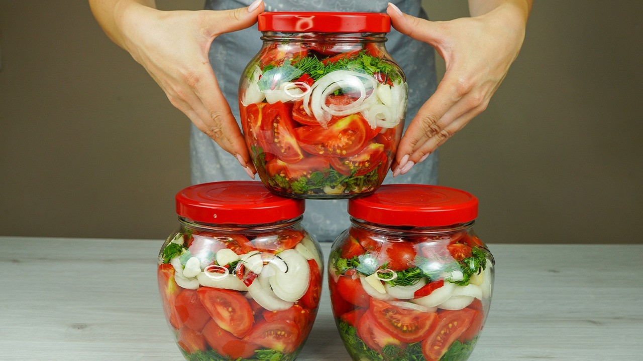Bunica știa secretul! Rețeta de 100 de ani cu marinadă delicioasă iubită de toți!