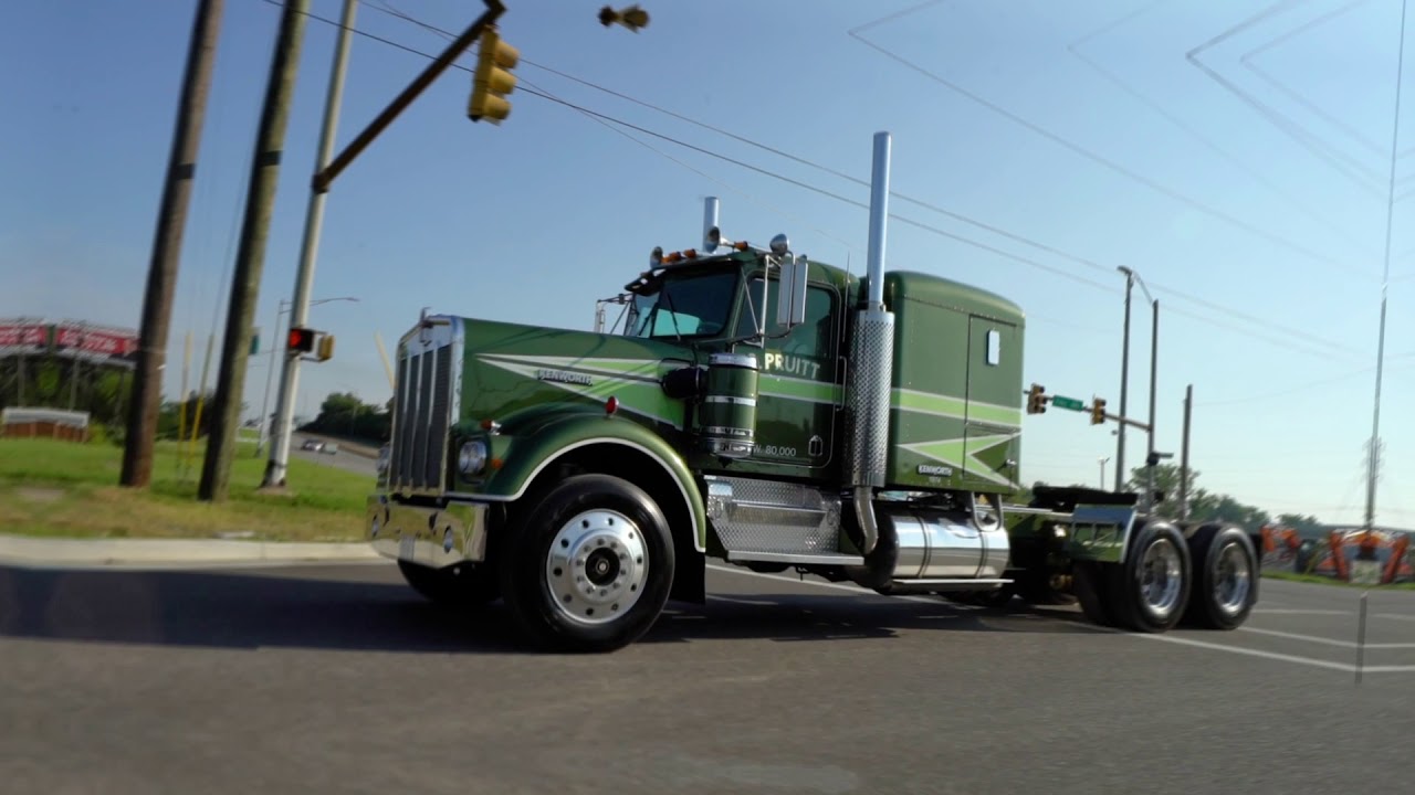 Limited Edition Movin' On Replica Built by Truckworx coming to the Great American Trucking Show