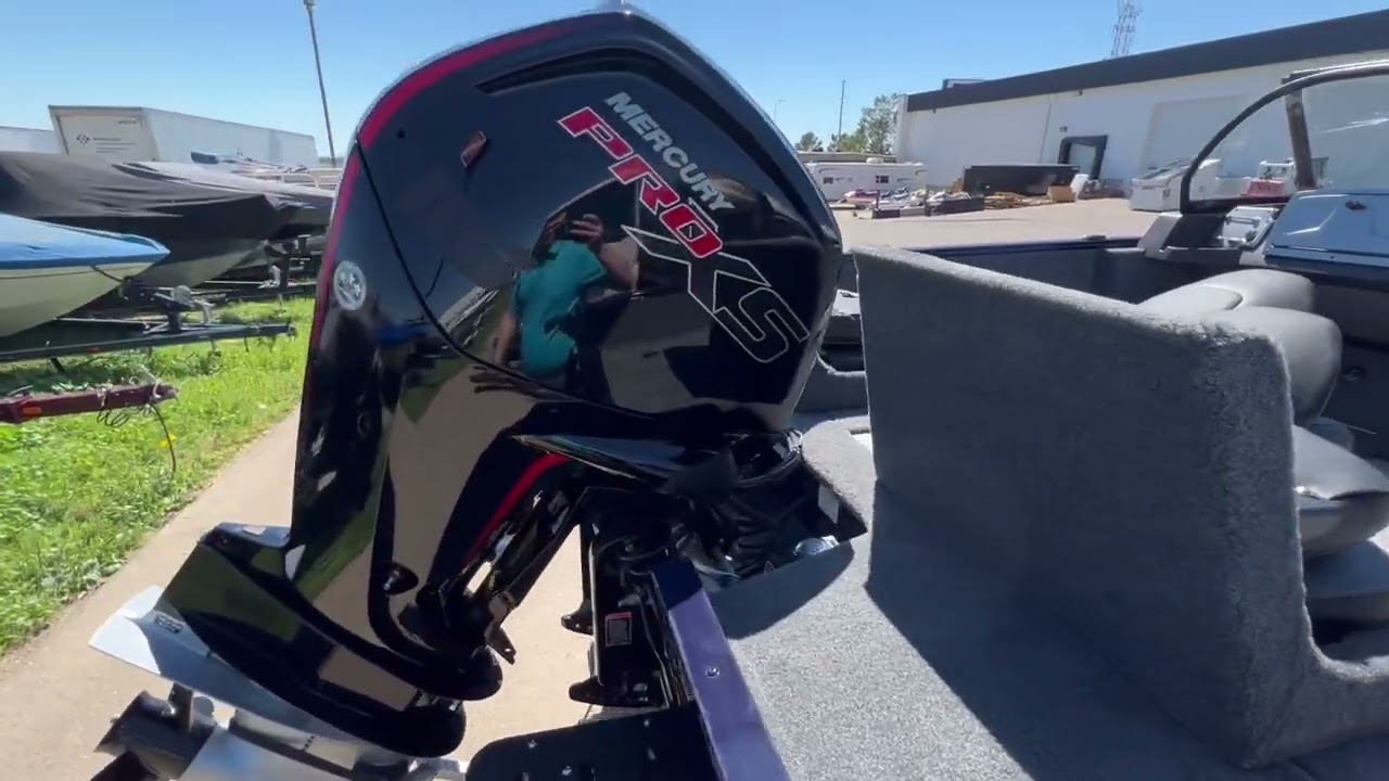 2022 Tracker Pro-Guide 175 Combo
