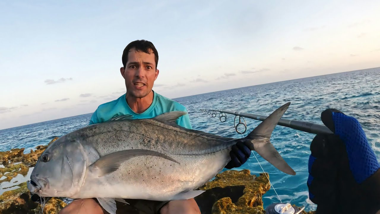 Huge GT, LANDBASED, snaps my rod!!
