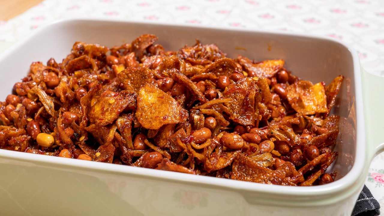 Sambal Ikan Bilis, Kacang dan Kentang yang Pedas Rangup | Edisi Niaga