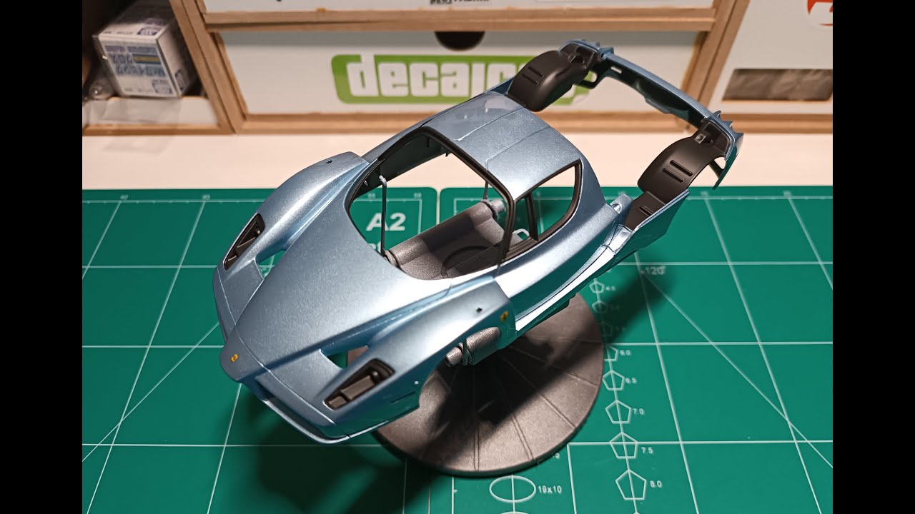 Part 1 - Building the FERRARI ENZO in 1/24 scale by Revell