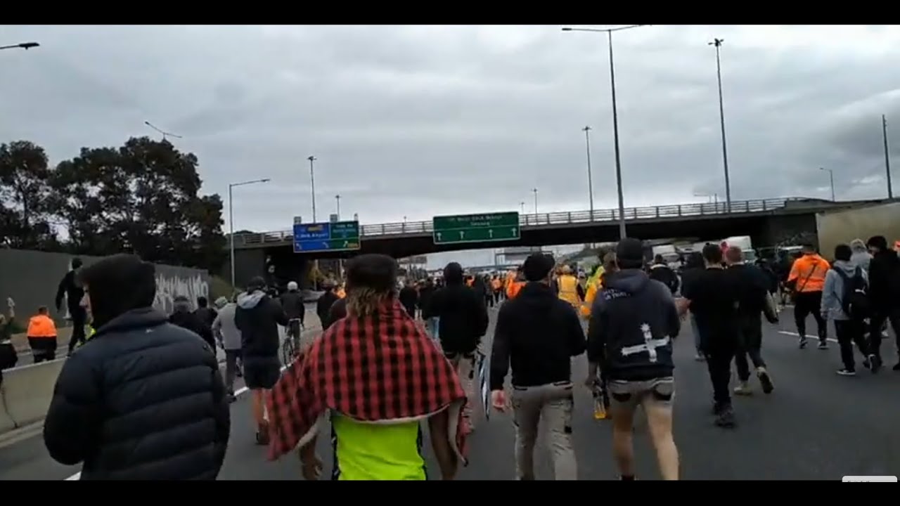21-09-2021 Melbourne Australia Tradies Protest against mandating J a b