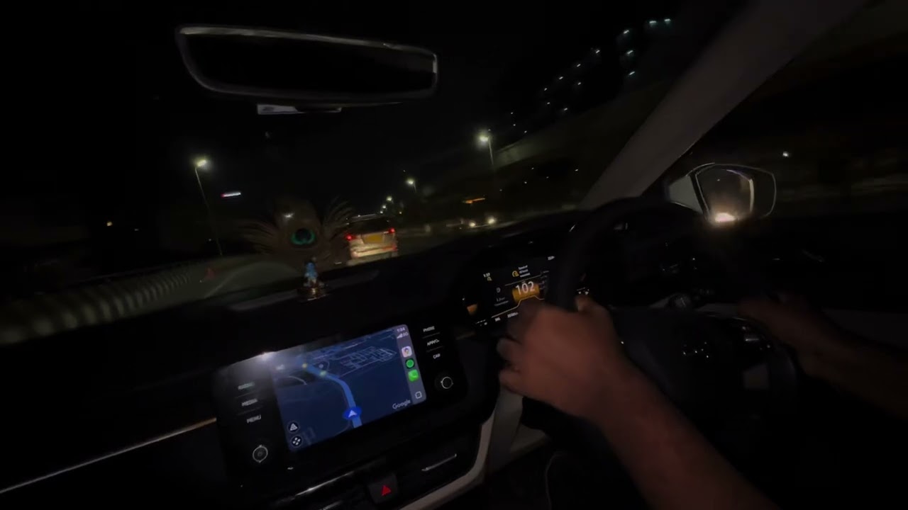 Skoda slavia insane hyperdrive and stability test in light traffic 200+