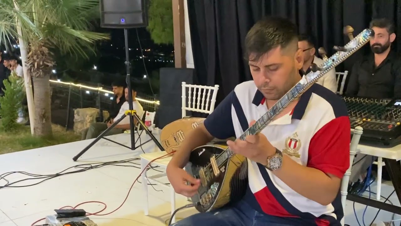 Rubar Ata Son Zamanların En İyi Diyarbakır Halayı Keşeo Halayını &Ccedil;alıyor !!