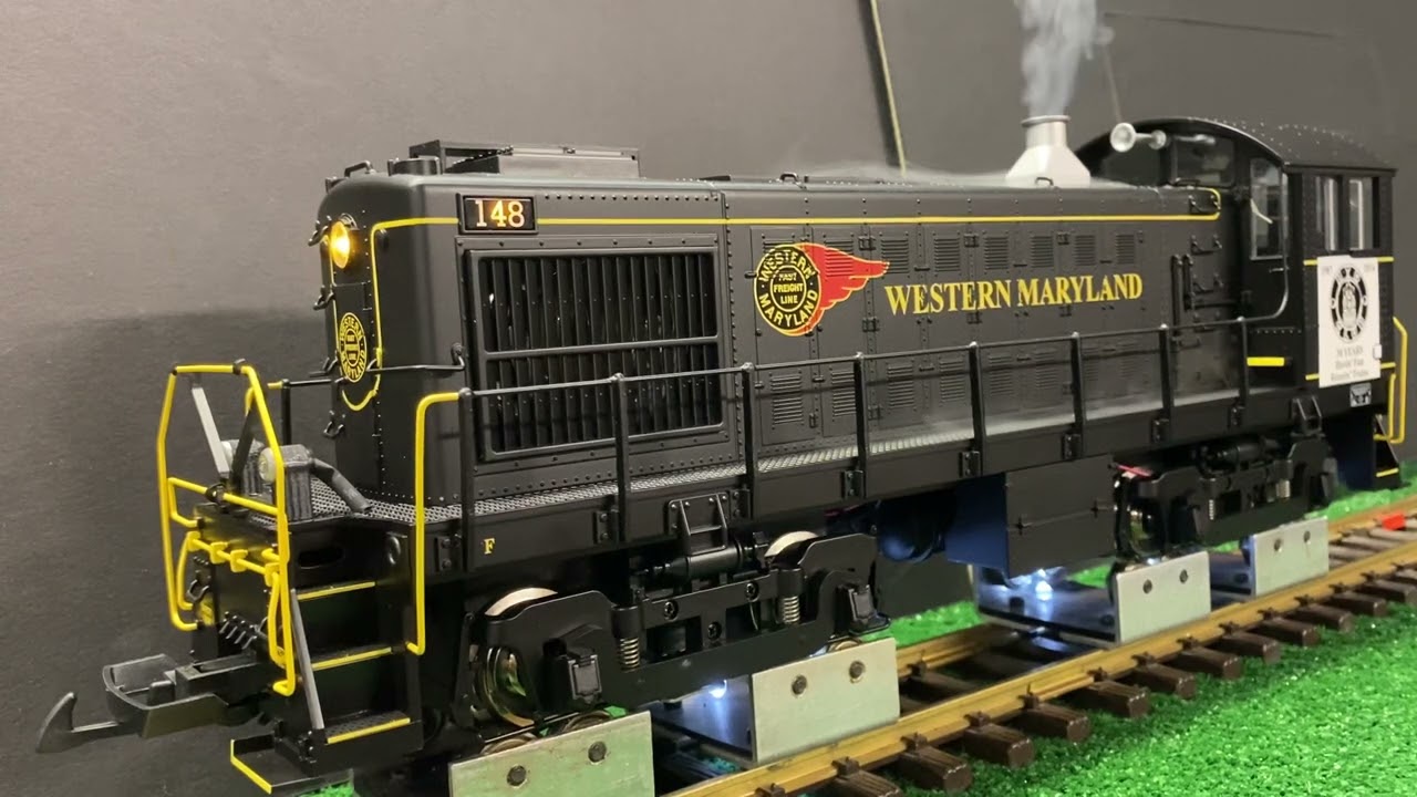 USA Trains ALCO S4 Switcher