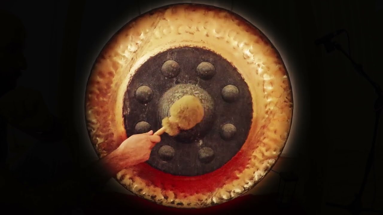 KLANGINDUZIERTE TRANCE: Burmesischer Gong
