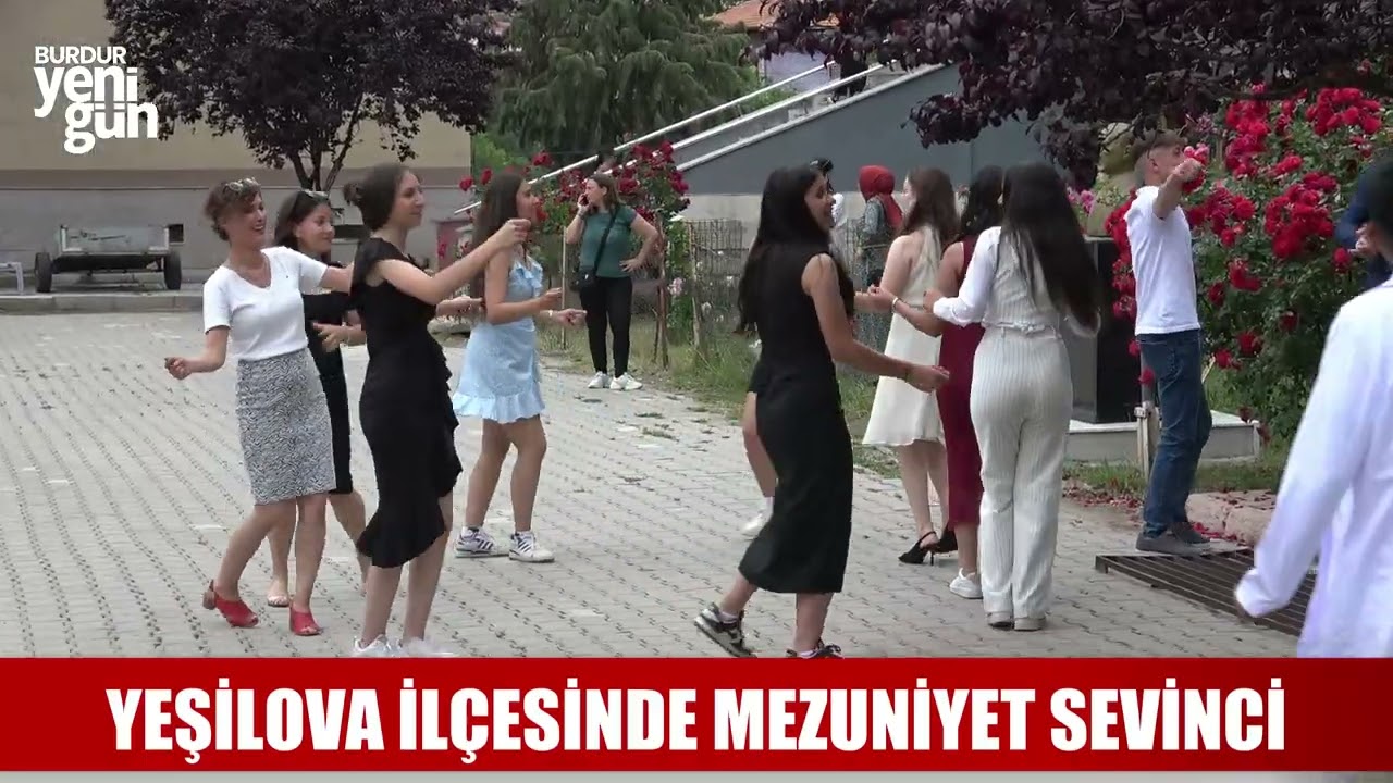 Yeşilova İlçesinde Mezuniyet Sevinci