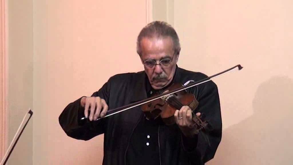 حبيبها لست وحدك حبيبها - صولو كمان الفنان محمد فوزى - صالون المنارة 30/3/2016