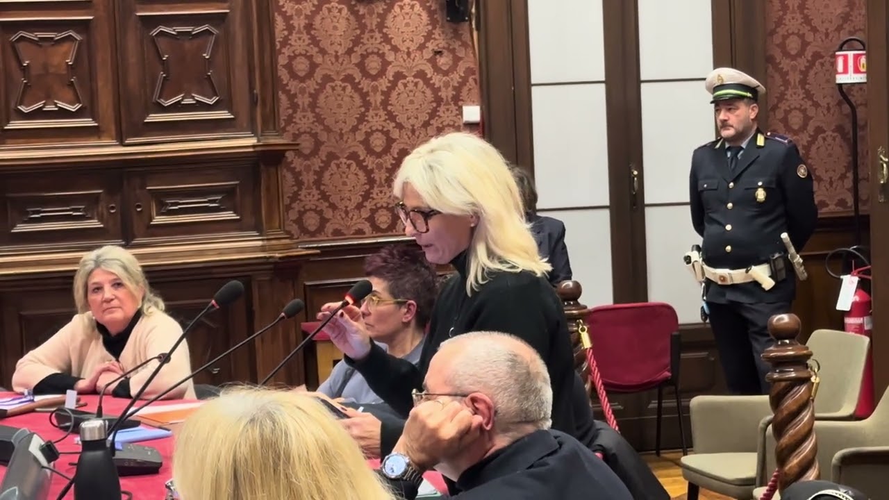 Furia Negretti contro il sindaco Rapinese: &rdquo;Lei si deve scusare con tutti gli operatori sanitari&rdquo;