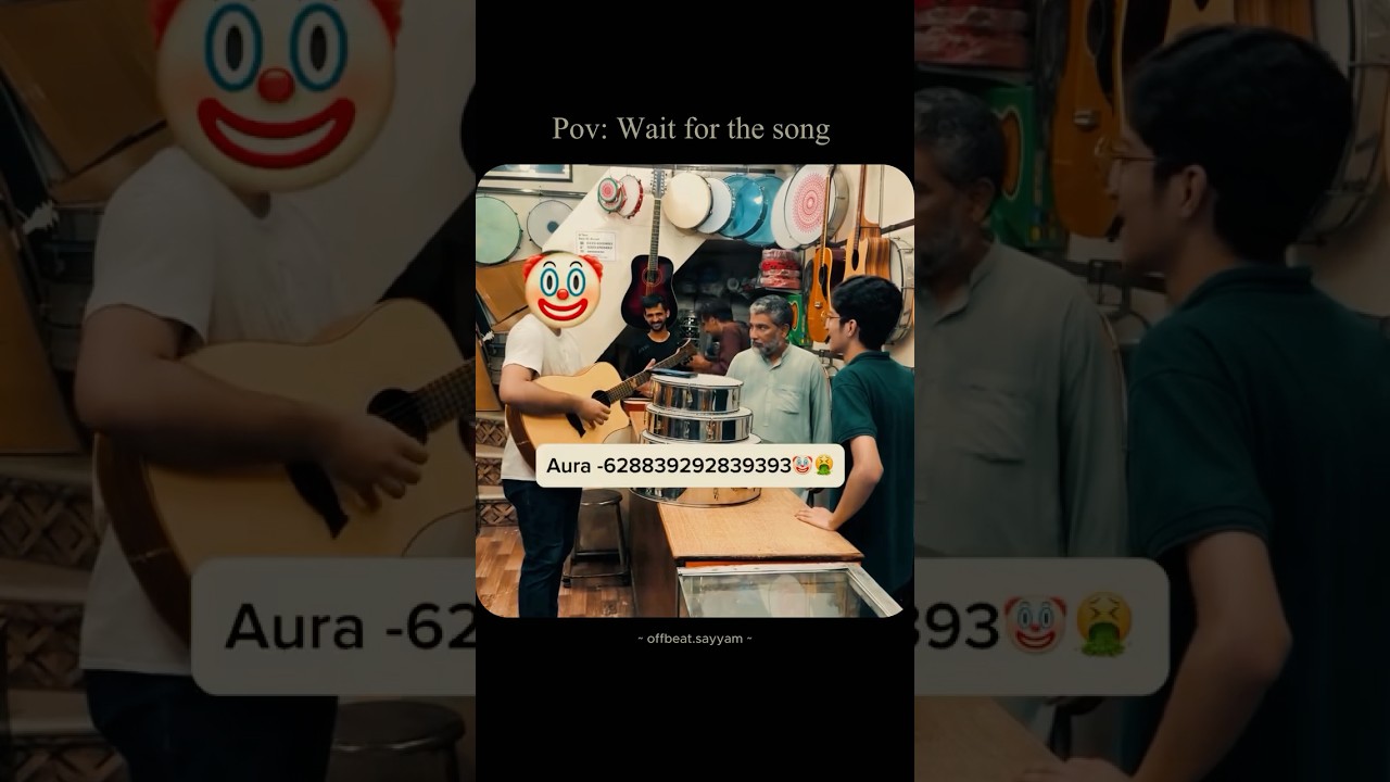 Start 🤡 End 🥵 #random #public #guitar #shop #prank #ytshorts #fypシ