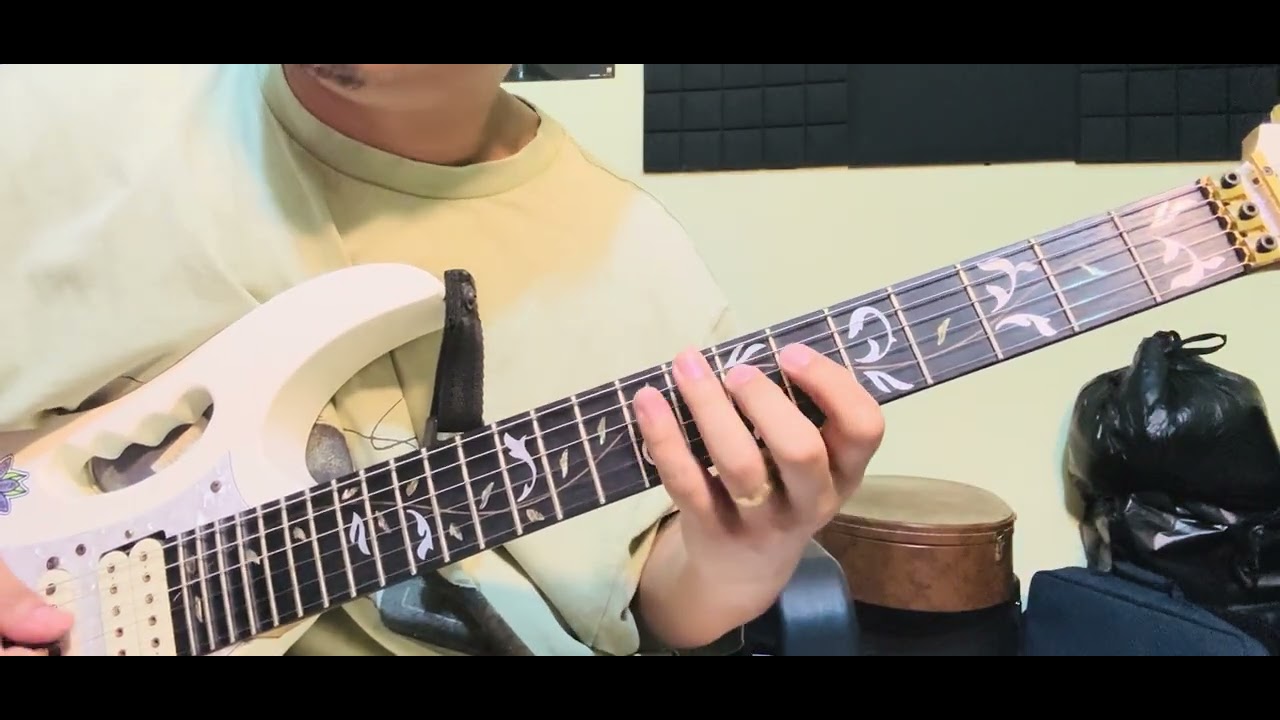 မင်သေ့ ~Guitar Tutorial ( Vamp+Solo)