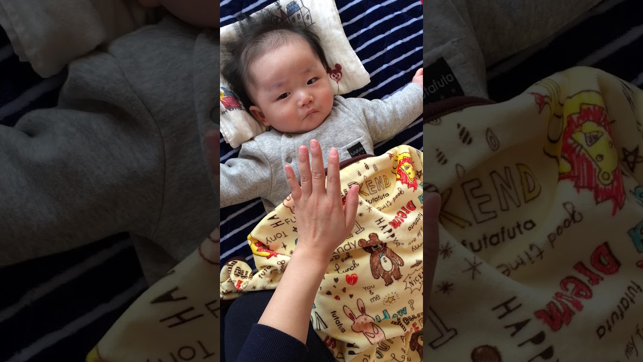 子守唄 ゆりかごのうた 赤ちゃんが眠る