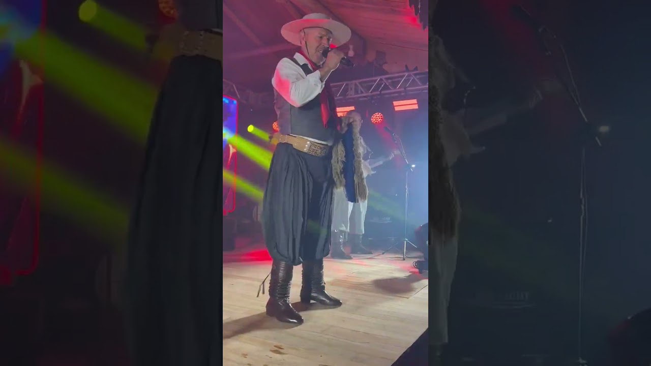 Ari Correia e Grupo Alma da Quer&ecirc;ncia, Quando Tapeia o Chapel&atilde;o🇧🇷