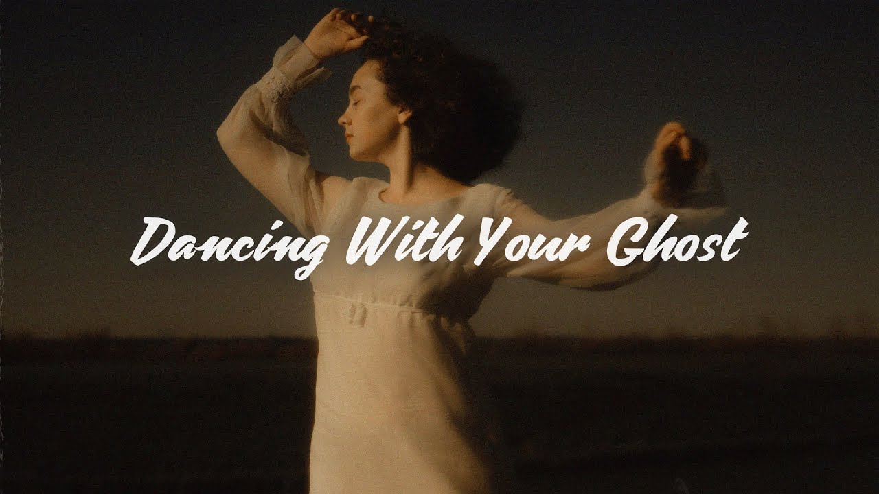 Sasha Alex Sloan - Dancing With Your Ghost (Lyrics)