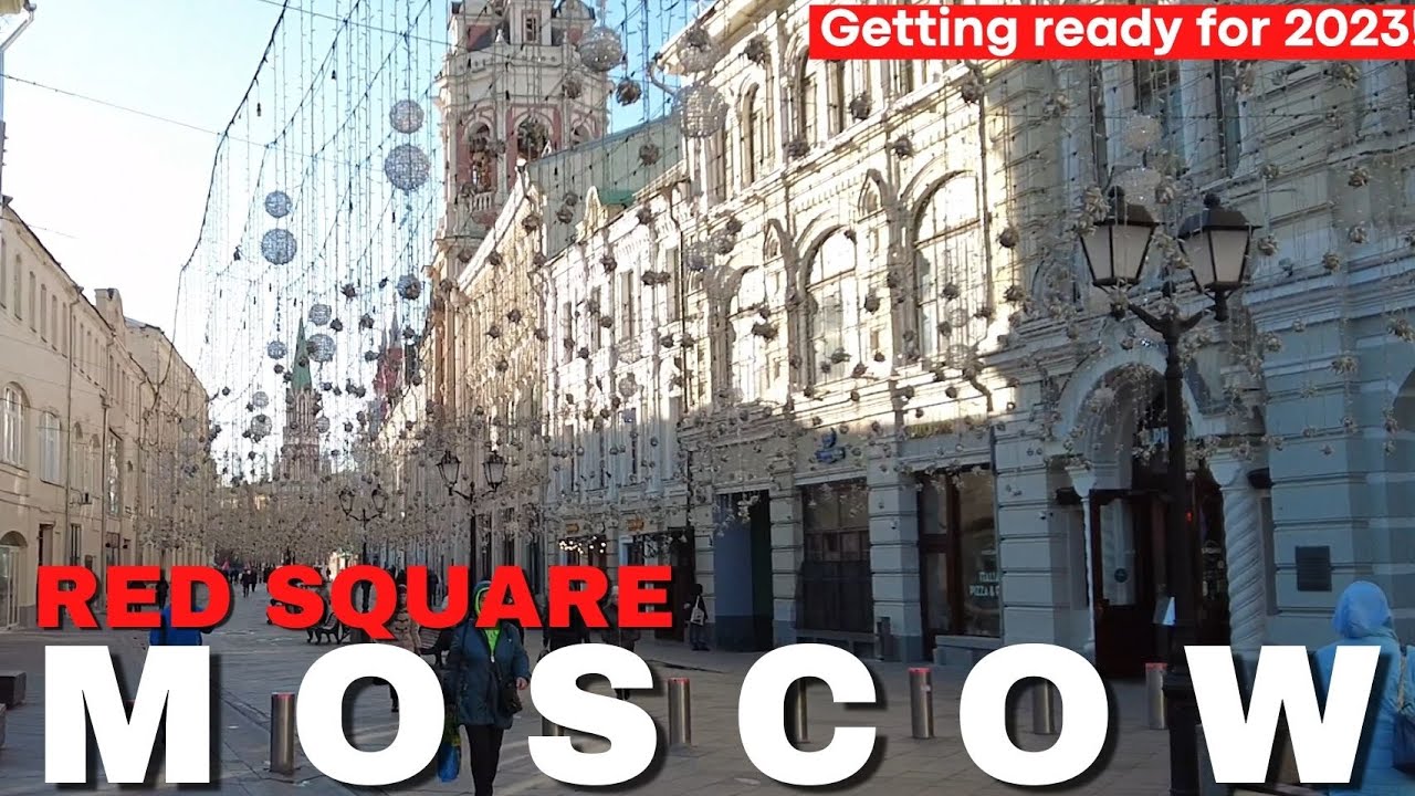 🇷🇺 Getting ready for New Year 2023 - Red Square, Moscow November 2022 Walking tour 4K