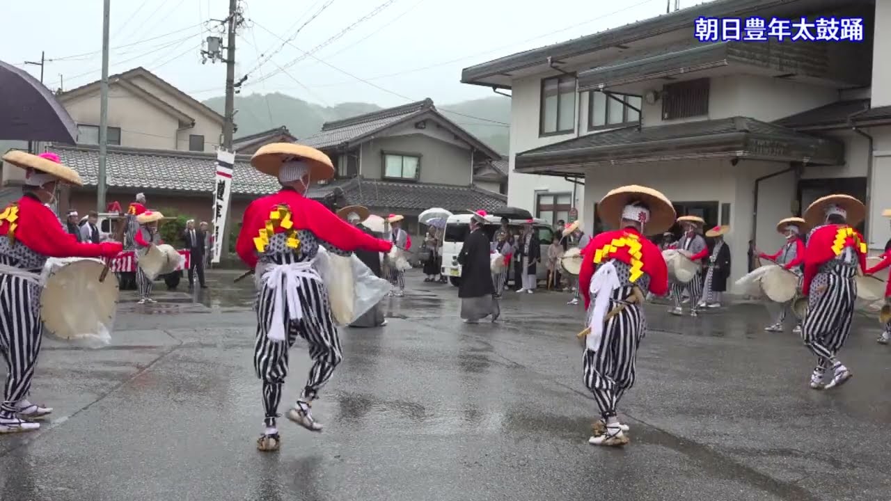 14朝日豊年太鼓踊