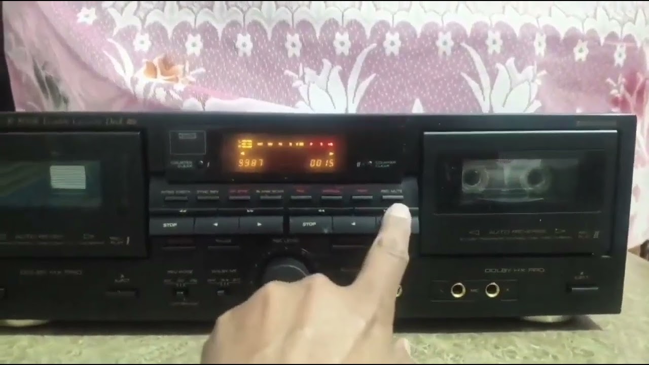 TEAC W-800 R DOUBLE/BOTH SIDE RECORDING DECK FOR SALE. CONT: 8709419695 
