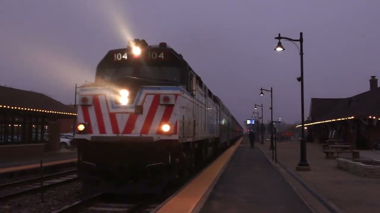 Busy Evening at Crystal Lake: Rush Hour Trains & Chasing Local Freight! 3/4/26