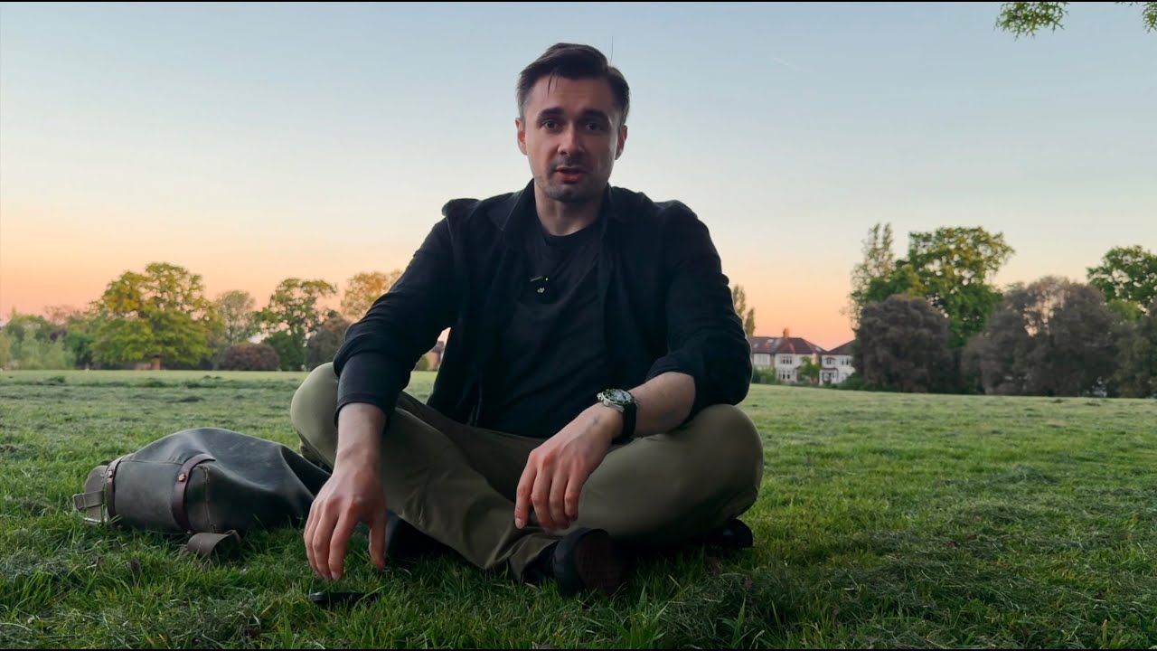 Q&A: Любимые британские писатели, правильное образование, переезд в Великобританию, о любви к чтению