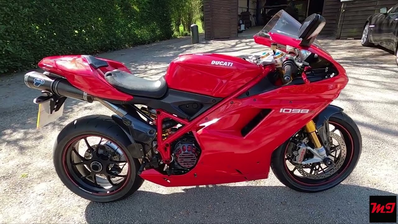 Ducati 1098s - Cold Start Up, Termignonis Sound, First Ride and Flybys