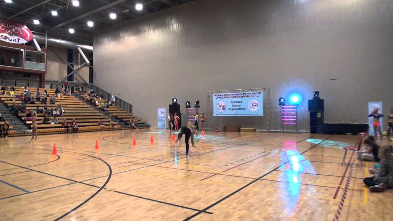 Riin Uusna - EDO Winter Cup 2012 - Disco Dance Freestyle Solo Adults - Final