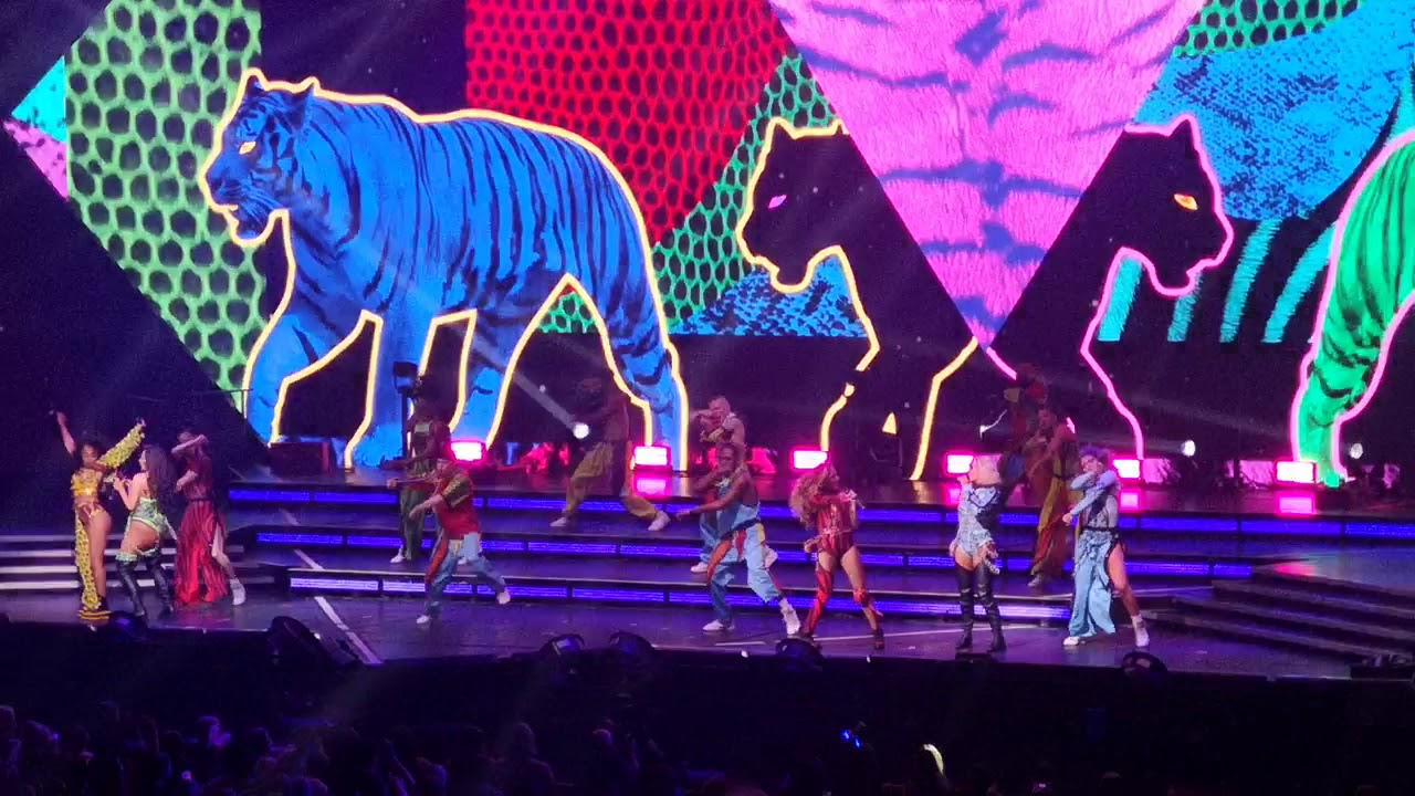 Bounceback - Little Mix, LM5 Tour Manchester Arena