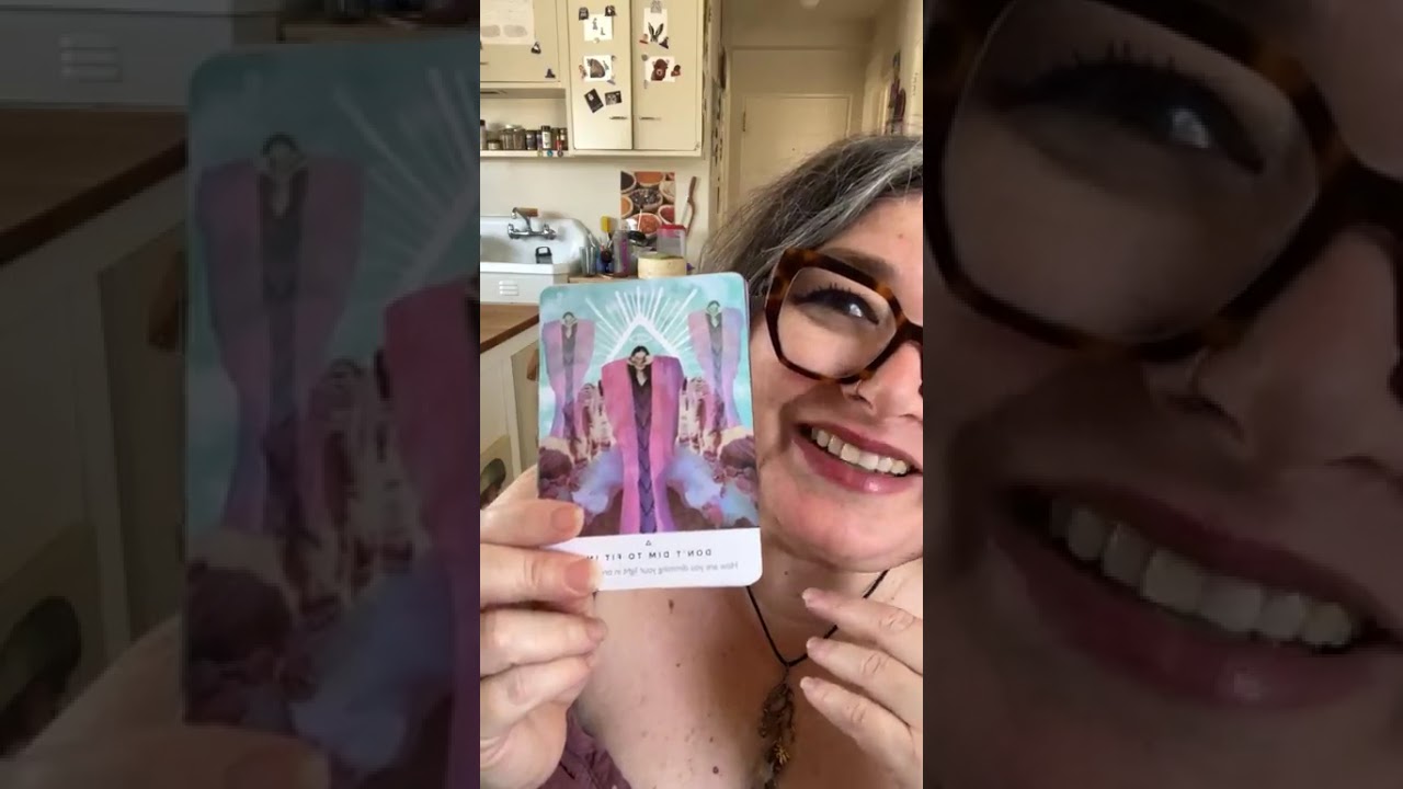 Work Your Light Oracle (deck review and collective reading)