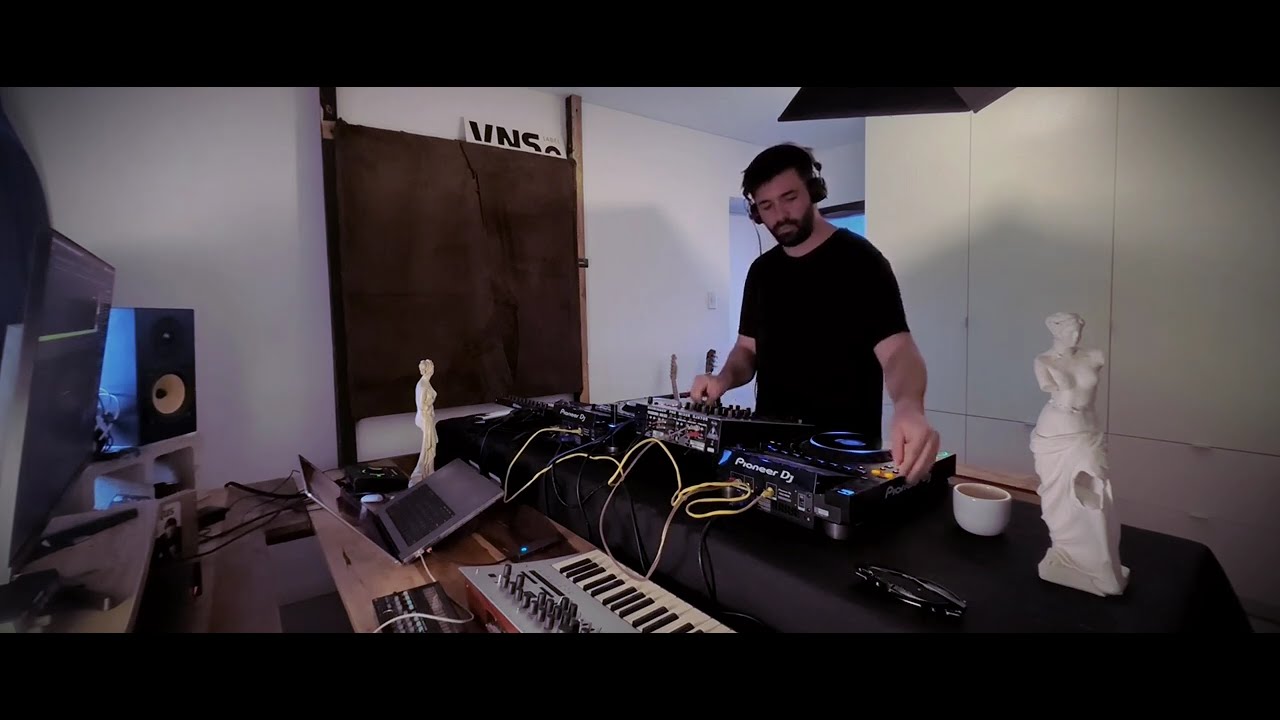 JPM | MNL 002 | Sparkly Minimal Set | 04.01.26