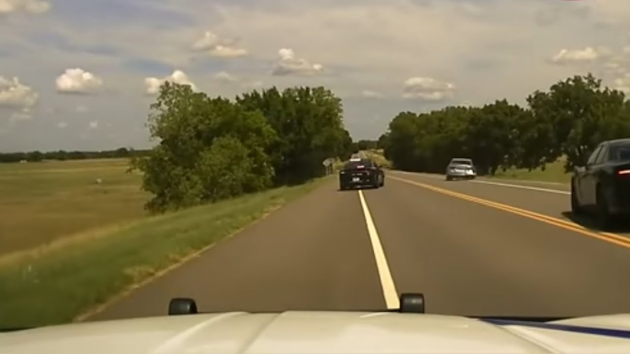 ASP Chase! Camry fleeing from Arkansas State Trooper at 130 mph, into Oklahoma!