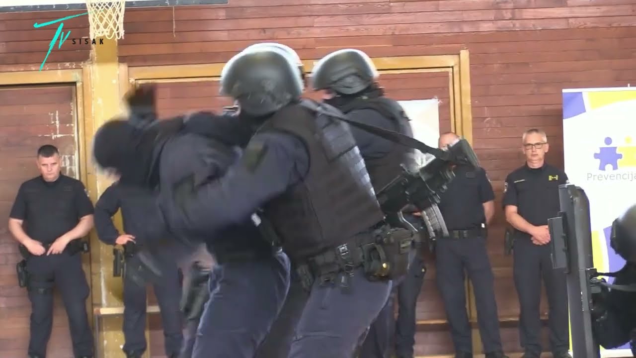 DAN OTVORENIH VRATA POLICIJE