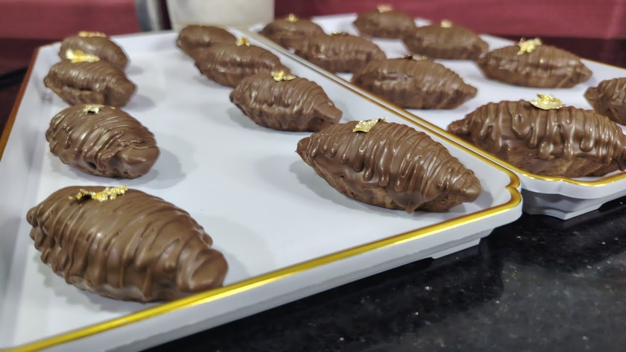 حلويات العيد 2025😍💥قاطو برستيج بحشو معلك يبقى طري بالشوكولا والكرمال😋🤤 واقتصادي💯 ويقطع كمية كبيرة👍