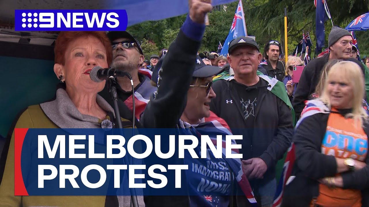 Pauline Hanson speaks at Melbourne anti-immigration rally | 9 News Australia