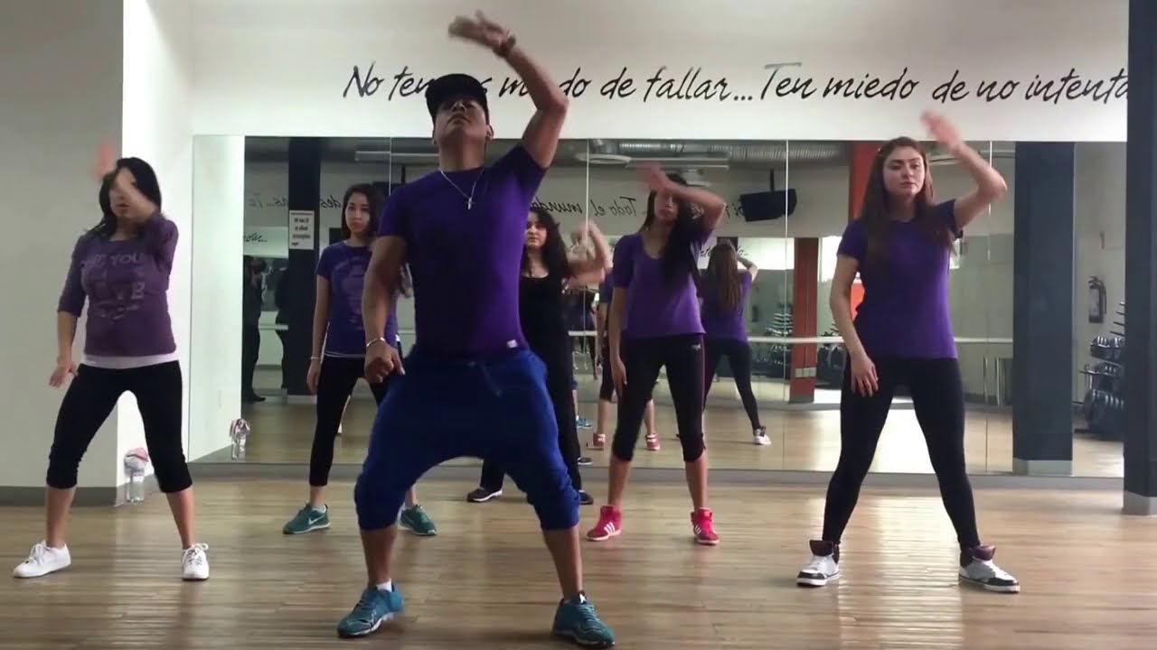 Zumba Remix Michael Jackson BY HUGO SÁNCHEZ