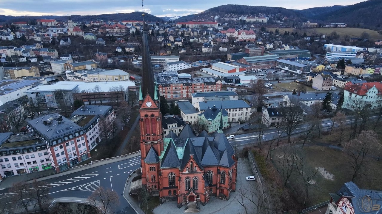 St. Nicolai Kirche in Aue-Bad Schlema inkl. City-Rundflug