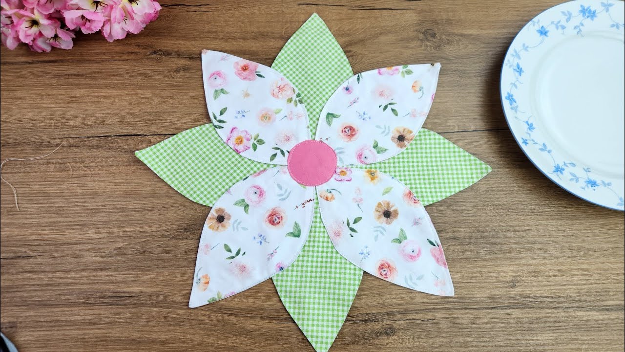 Scrap Fabric Project &ndash; How to Sew a Flower Table Mat