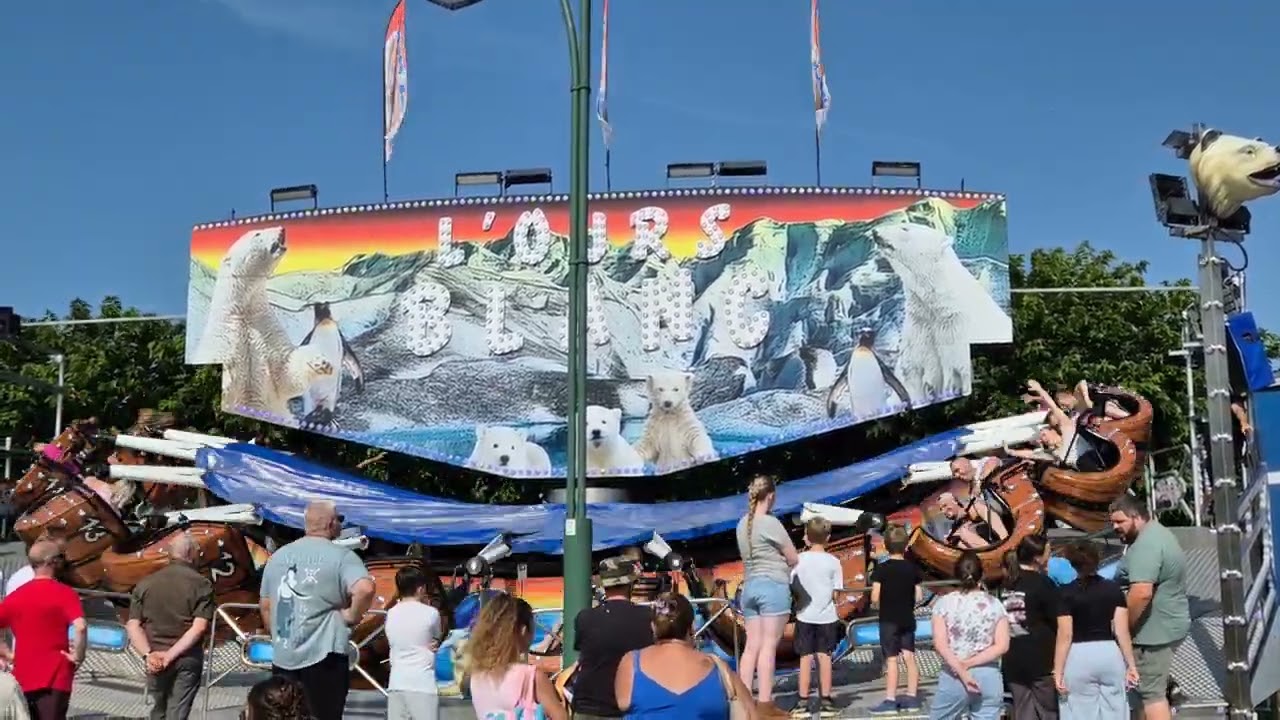 L'ours blanc fête foraine de criquetot l’Esneval spécial 15 août 