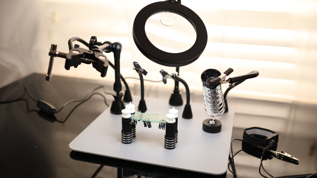 Magnetic Helping Hand, Soldering Helping Hands, 4 PCB Pillars Circuit Board Holder with Flexible