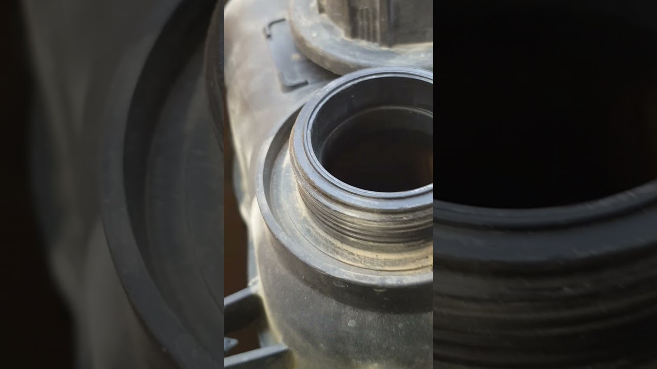 تغيير كرسي المكينة فورد تورس( السبب صوت احتكاك بجنب السيارة الأمامي الأيمن )