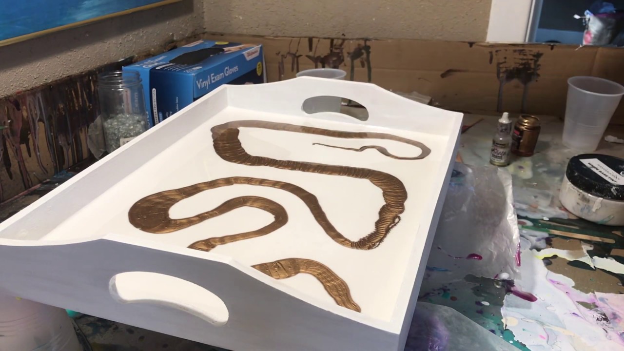 Resin Art Tray Gold and White Simple is beautiful (Golds)