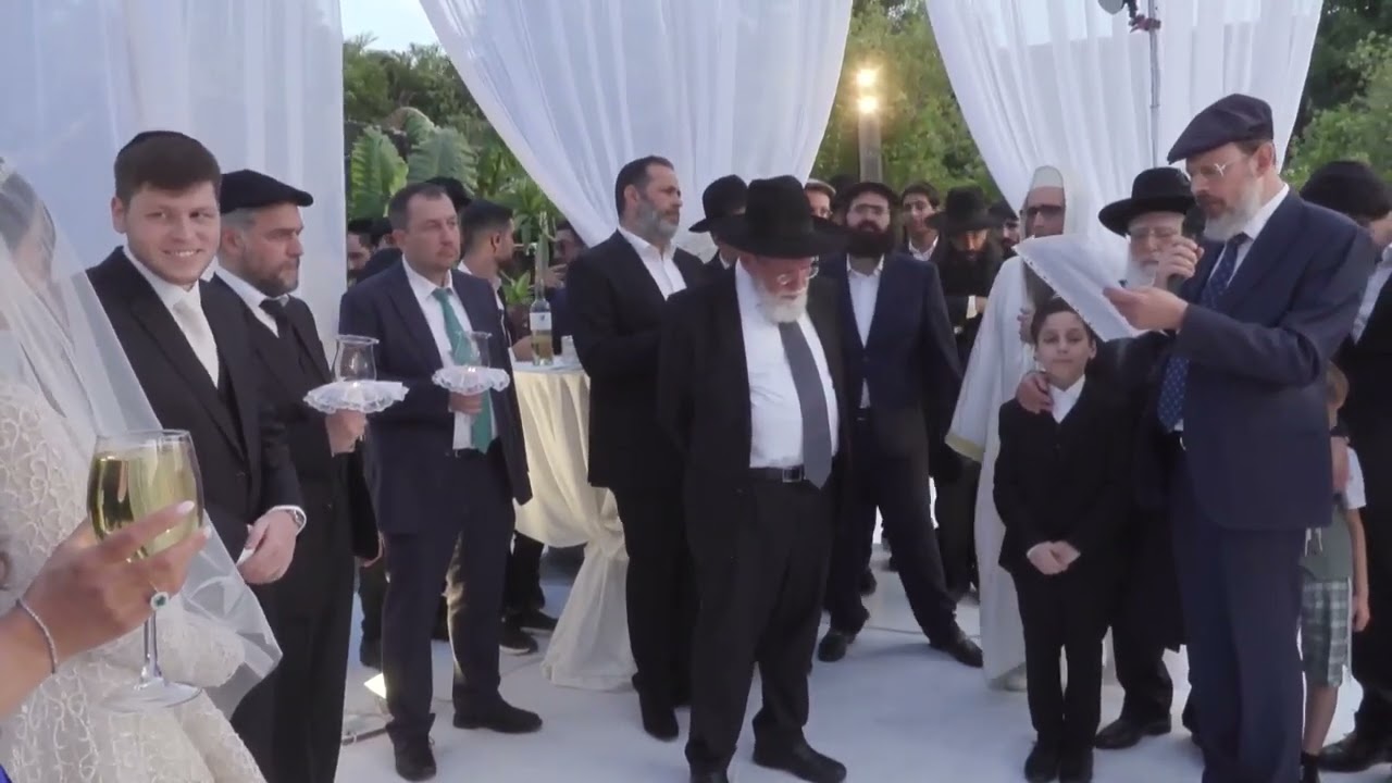 החופה לבית משפחת פינטו ובאקשט - האדמו