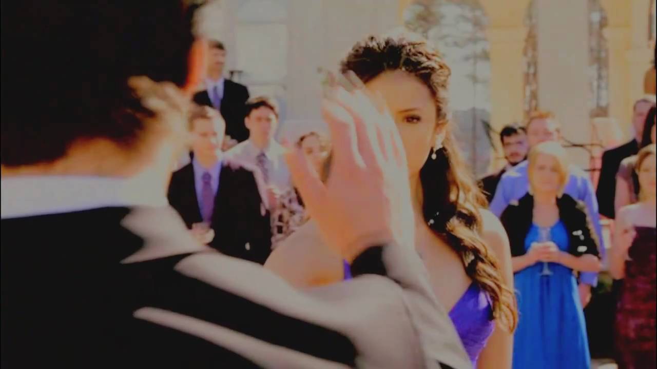 Damon&Elena - Fade into y o u